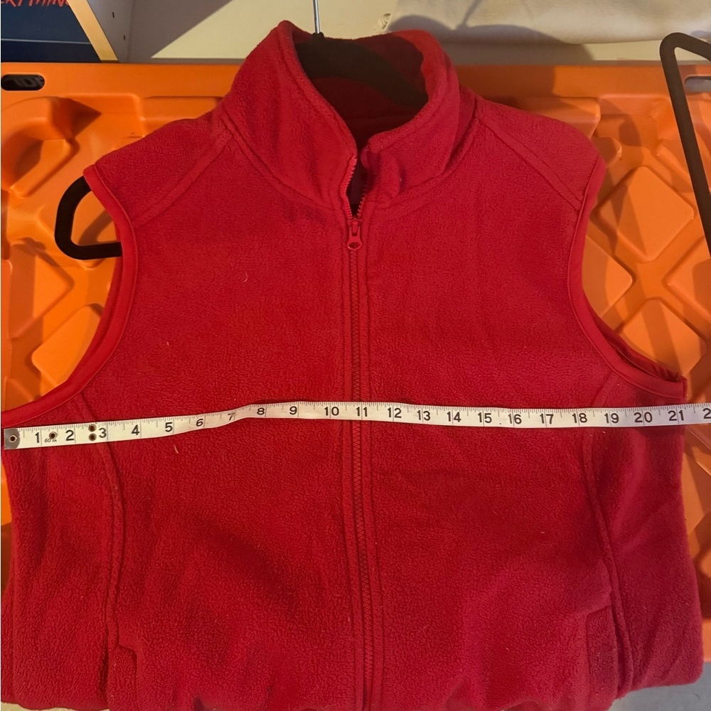 HBC Team Canada Olympic Red Fleece Full Zip Vest Women's Large - Picture 7 of 7
